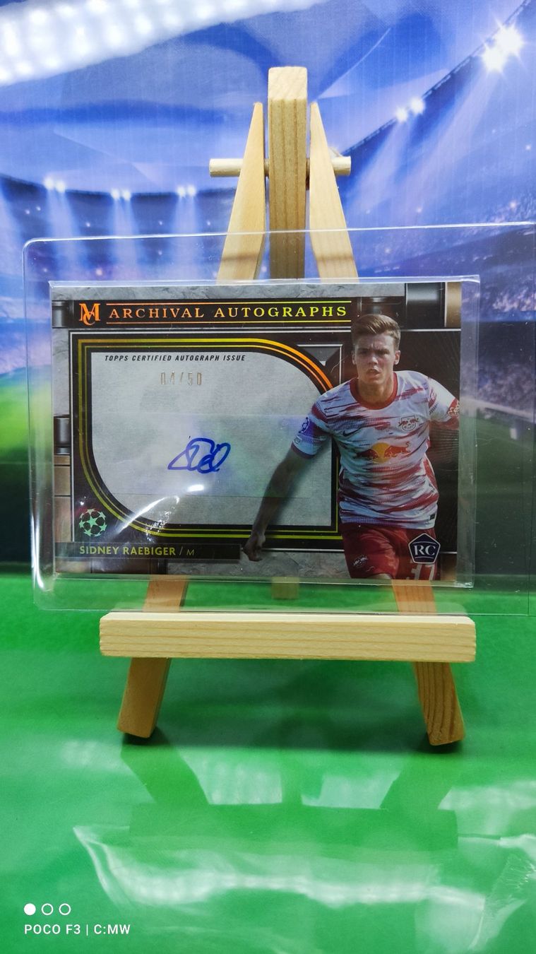 Topps Sammelbilder & Trading cards: Topps Museum 21/22 Sidney Raebiger /50 mit Autogramm – Gebraucht aus St. Gallen von RudyundFloydCards