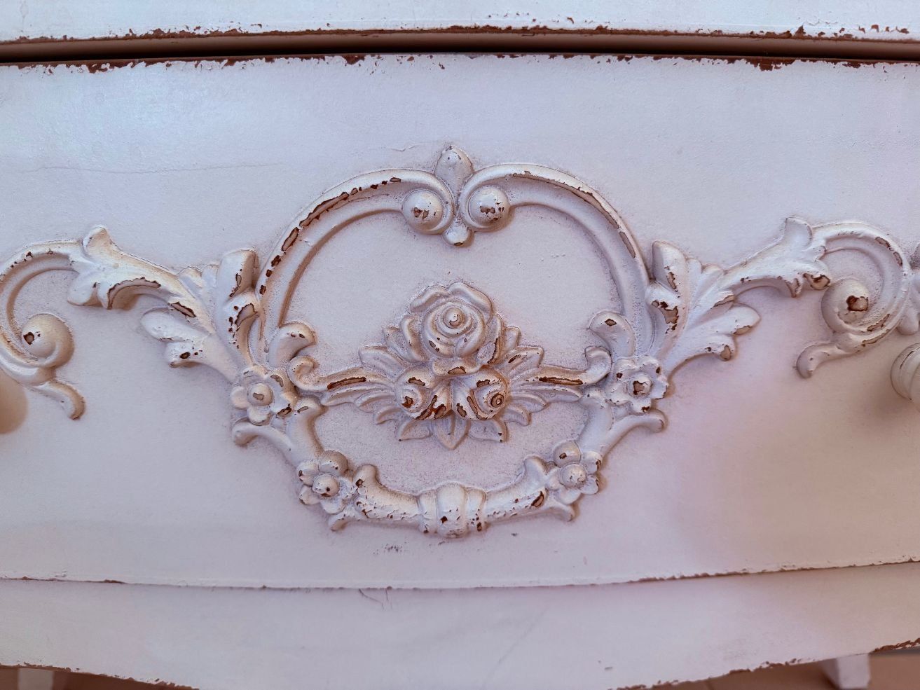 Cassettiere: ✨ Einzigartige Shabby-Chic-Kommode – Usato da Fällanden venduto da LetiRobi 2