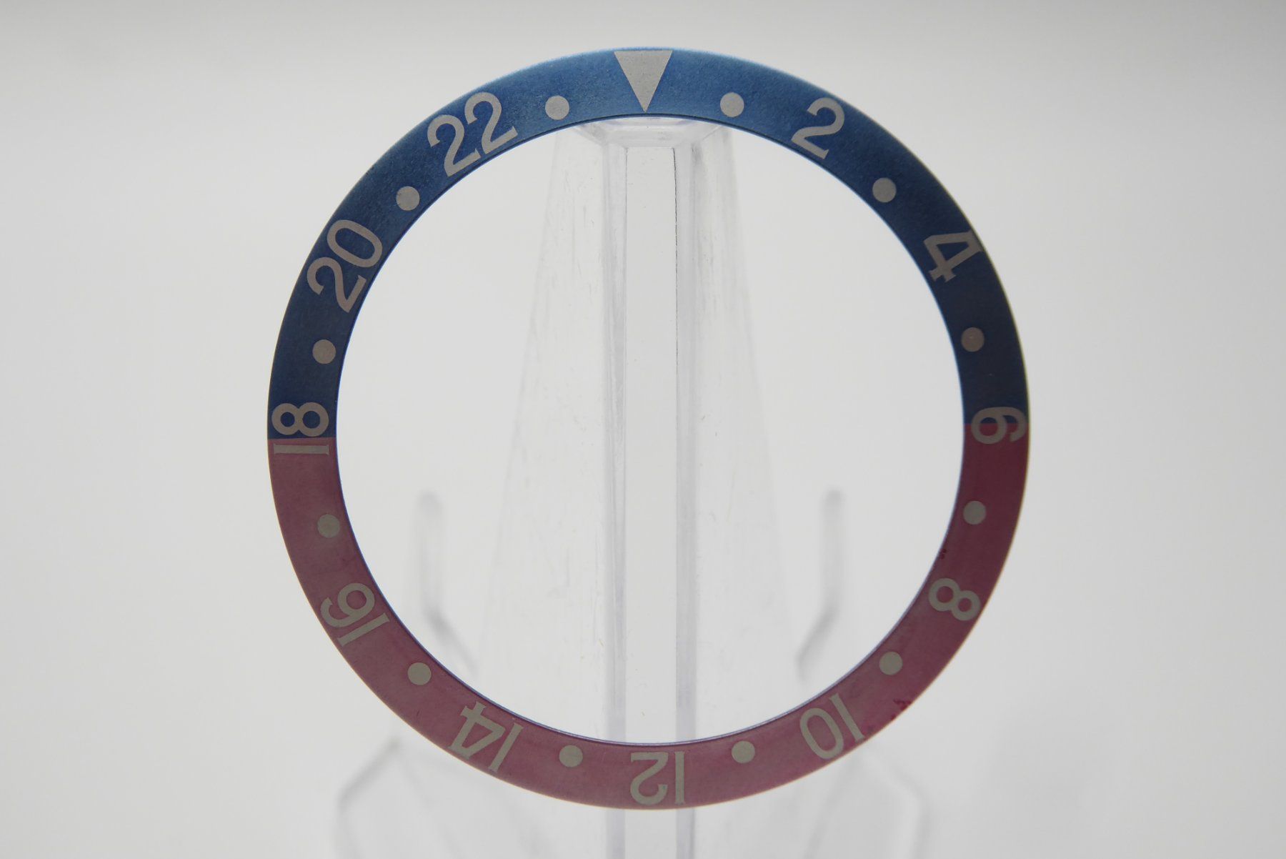 Rolex Orologi: Rolex GMT Master Pepsi faded serif insert 16710 – Usato da Geneve venduto da adr_xk6n