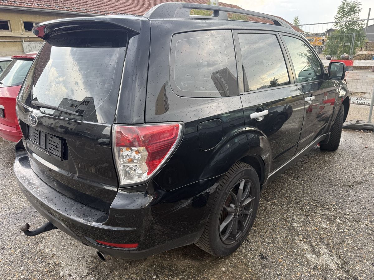 Subaru Autos: À partir de 1 CHF  SUBARU FORESTER 2.0TD AWD – Défectueux à La Chaux-de-Fonds par den_z7zs 7