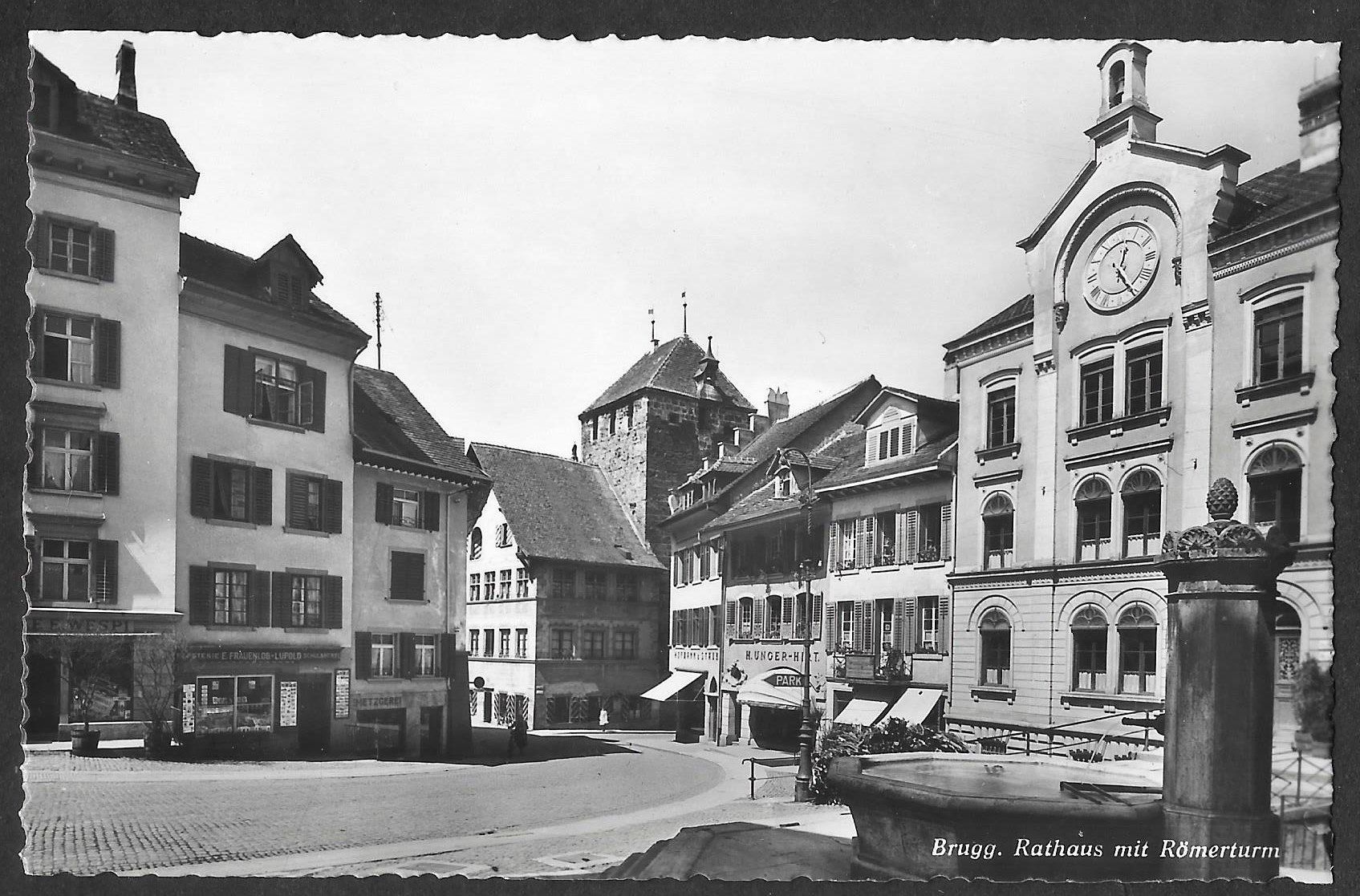 Cartoline postali: Brugg Rathaus mit Römerturm – Usato da Olten venduto da clotaldi