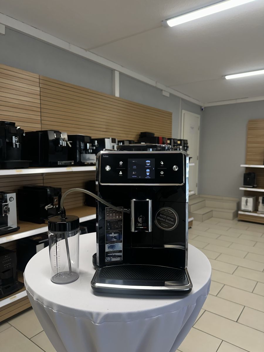 Saeco Macchine per caffè & Macchine per espresso: SAECO XELSIS – Usato da Gränichen venduto da Luma.KaffeeMaschinen 2