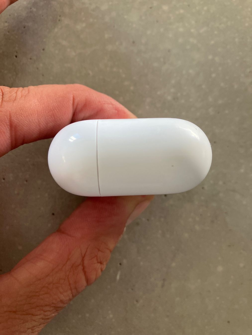 Apple Kopfhörer: Apple AirPods 3 Case – Gebraucht aus Lausanne von mr.v 6