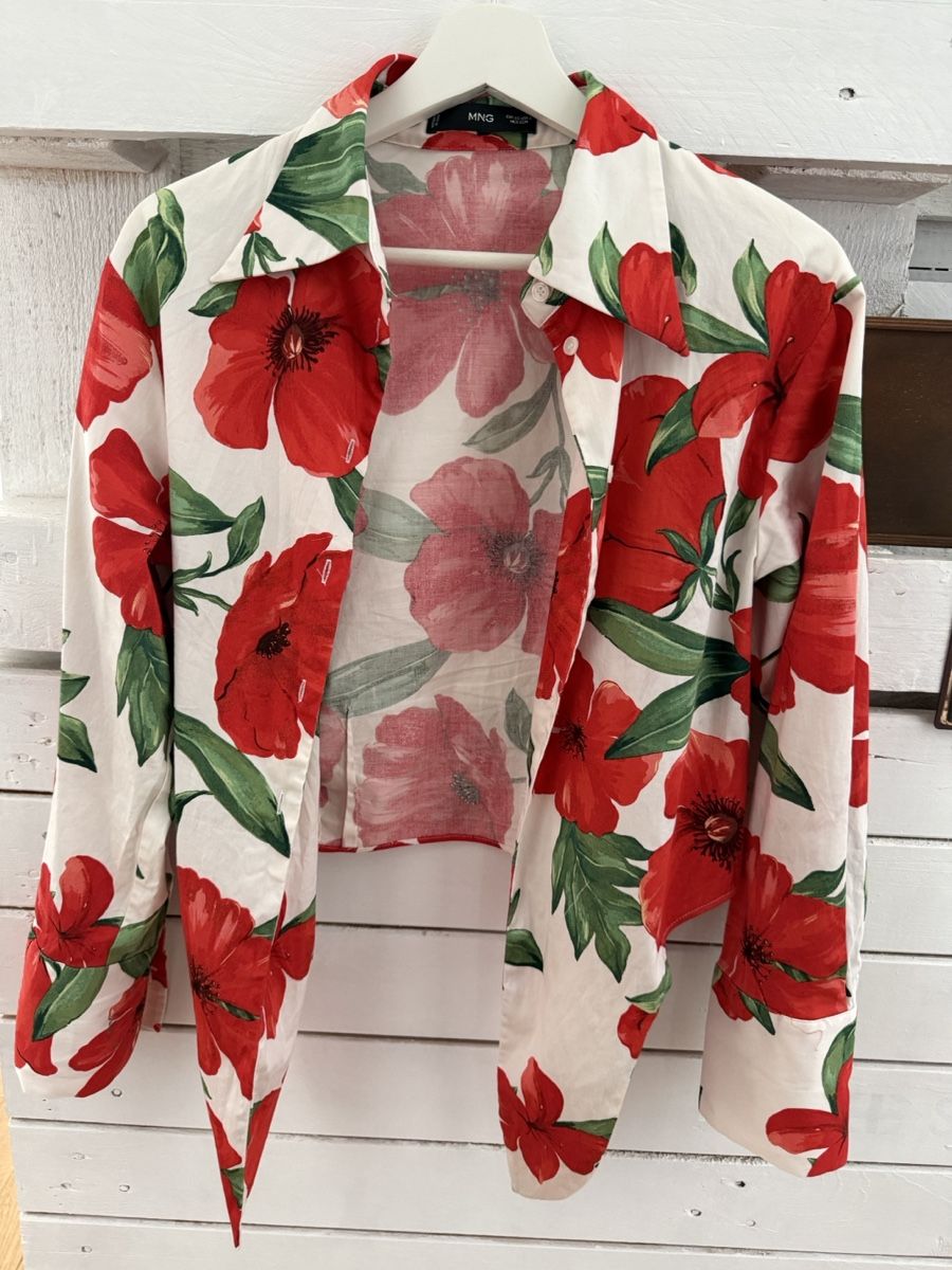 Mango Chemisiers: Damen Hemd Mango Blumenmuster – D'occasion à Uster par Marciii