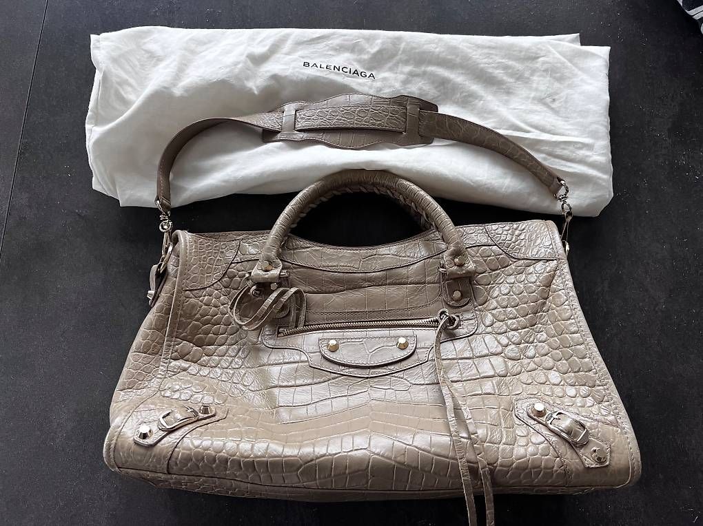 Borse da donna: Balenciaga city bag medium – Usato da Wilen b. Wil venduto da Draley