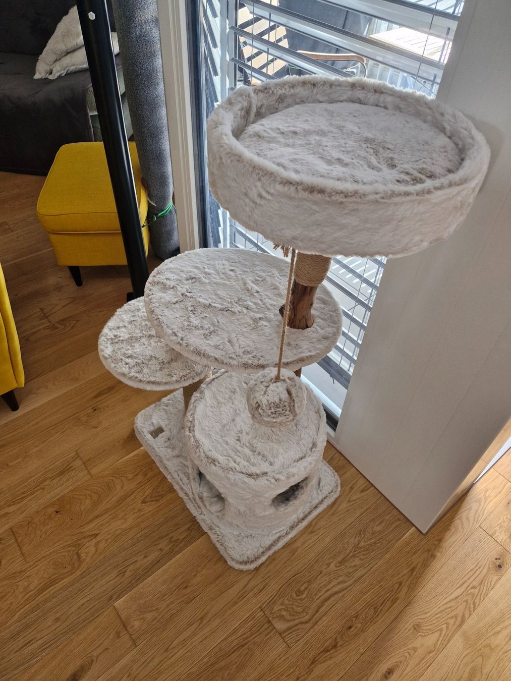 Katzenbaum - Kratzbaum: arbre à chat – Neu (gemäss Beschreibung) aus Vallorbe von kimi.75 1