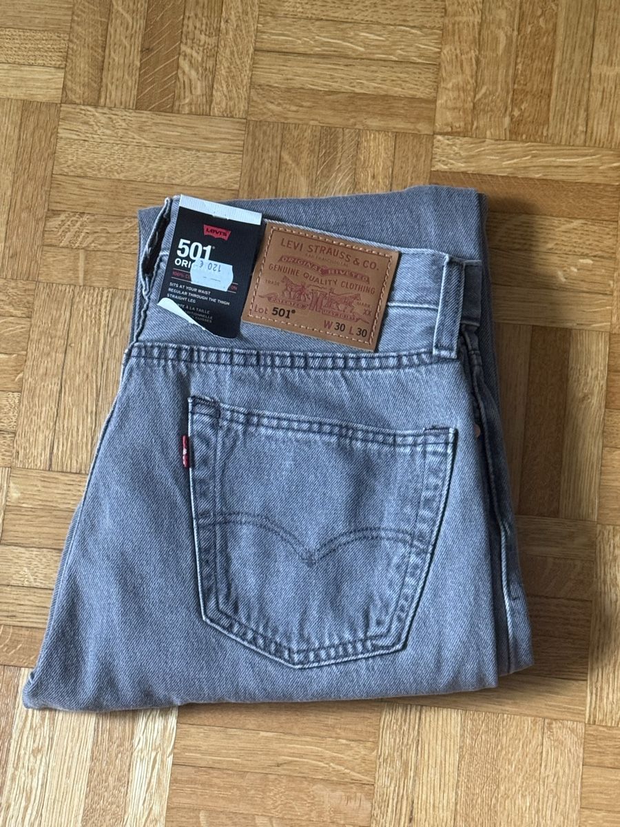 Levi's Jeans: Levi’s 501 W30L30 – Neu und originalverpackt aus Pully von football_shirts