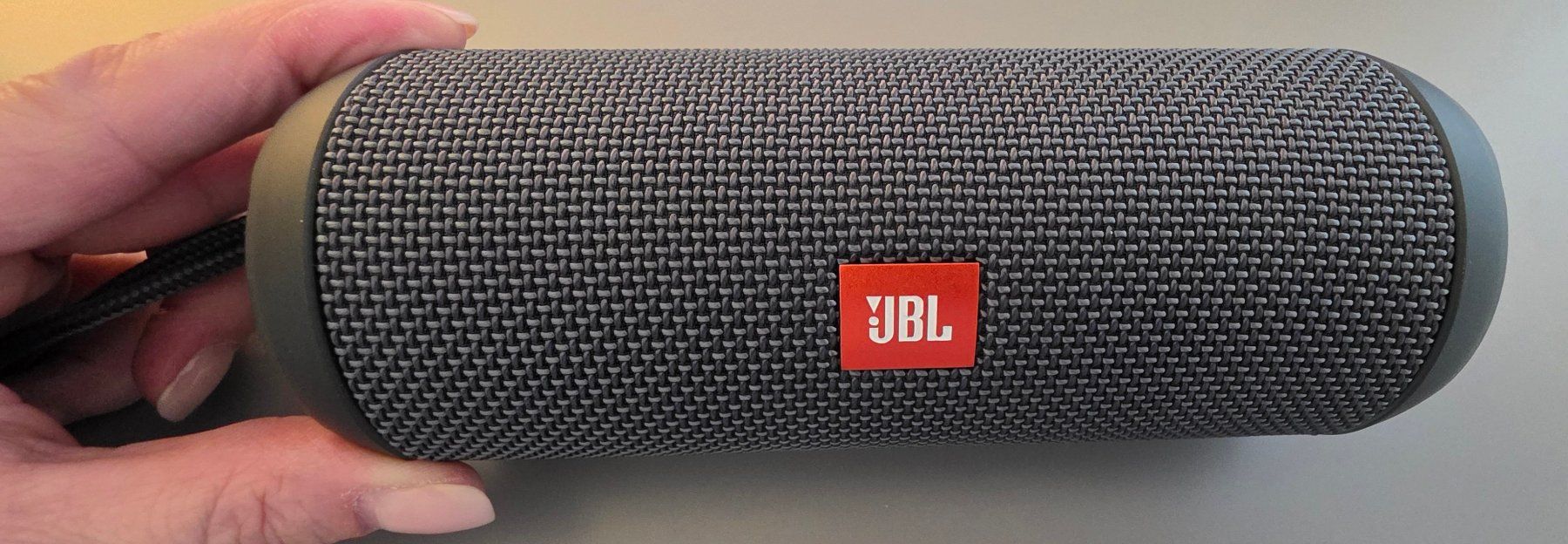 JBL Casse acustiche: JBL Flip Essential 4.1 Bluetooth Lautsprecher - Super Sound! – Nuovo (secondo la descrizione) da Bischofszell venduto da