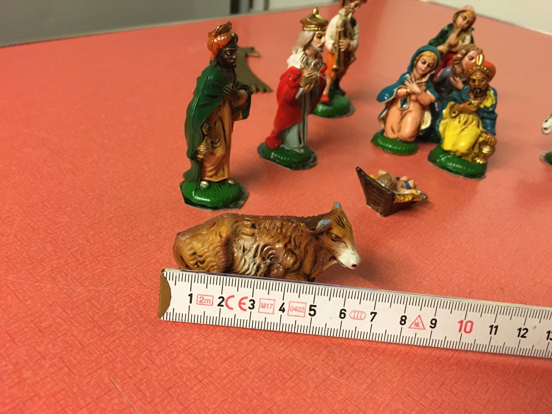 Statuette: Krippenfiguren aus Kunststoff 10 Stück. – Usato da Lanzenhäusern venduto da vic63 6