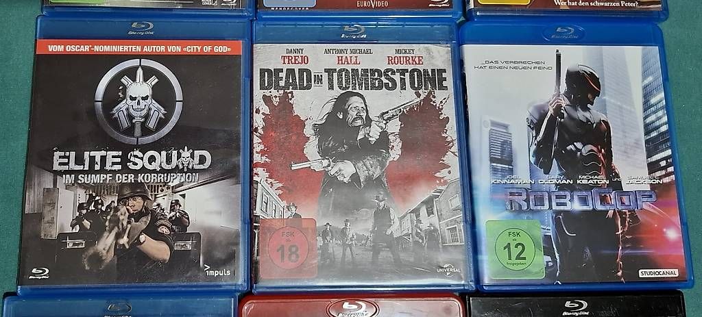 Tutti i DVDs: 12 Blu-Rays (diverse Genres, Topzustand) – Usato da Zürich venduto da apf_b8zl 2