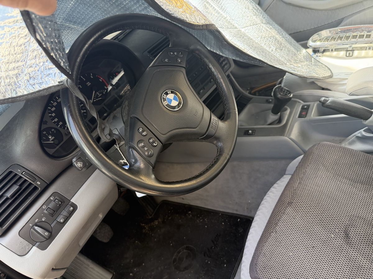 BMW Automobili: 320d – Usato da Monthey venduto da kas_7wlh 4