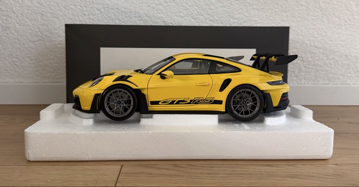 Porsche Modellautos: Porsche 911 GT3 RS (992) – Neu (gemäss Beschreibung) aus Heerbrugg von Bnielliyedi 2