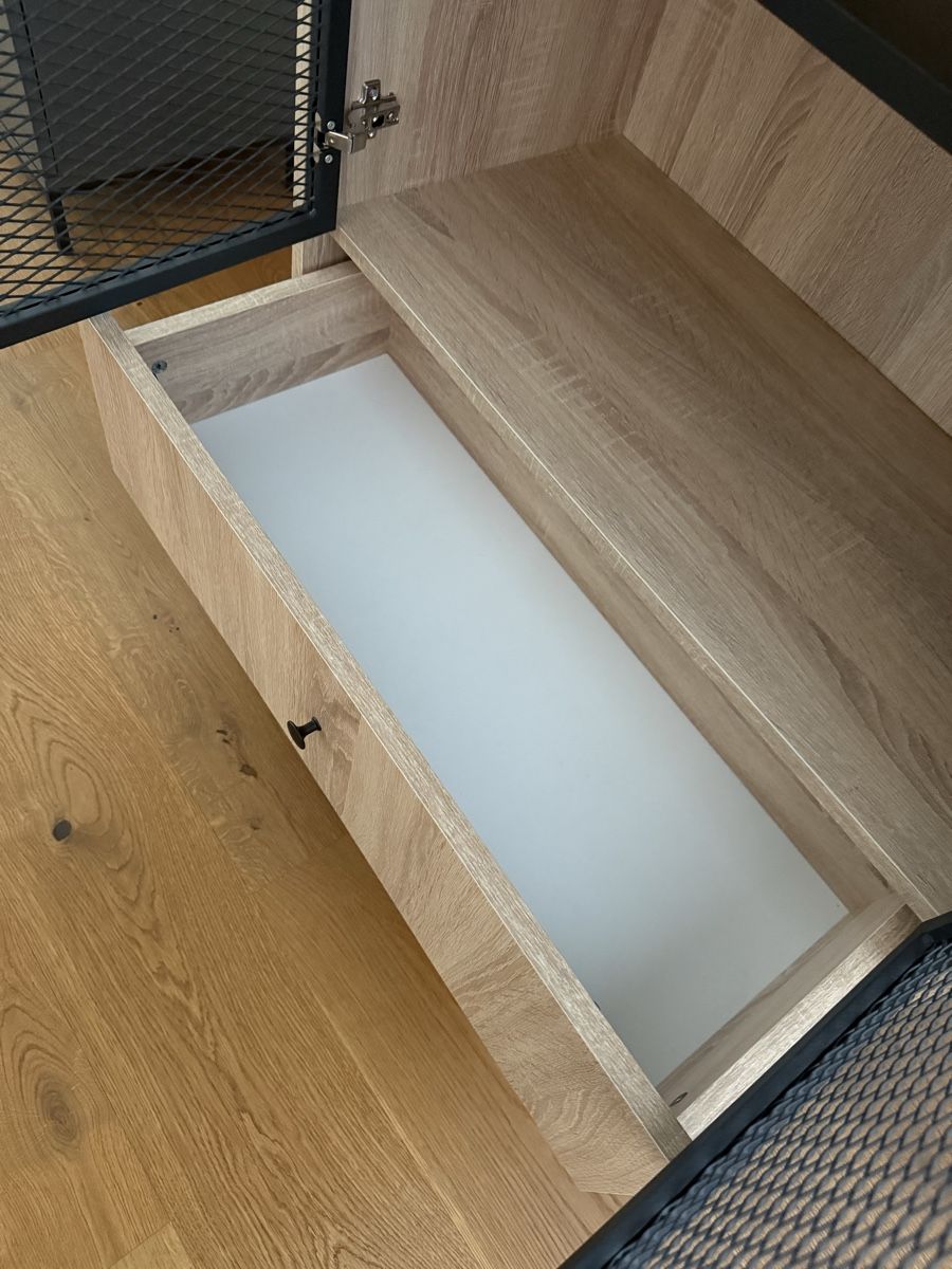 Armoires: Vitrinenschrank Metall und Holz Optik – D'occasion à Kleinandelfingen par DarLing03 2