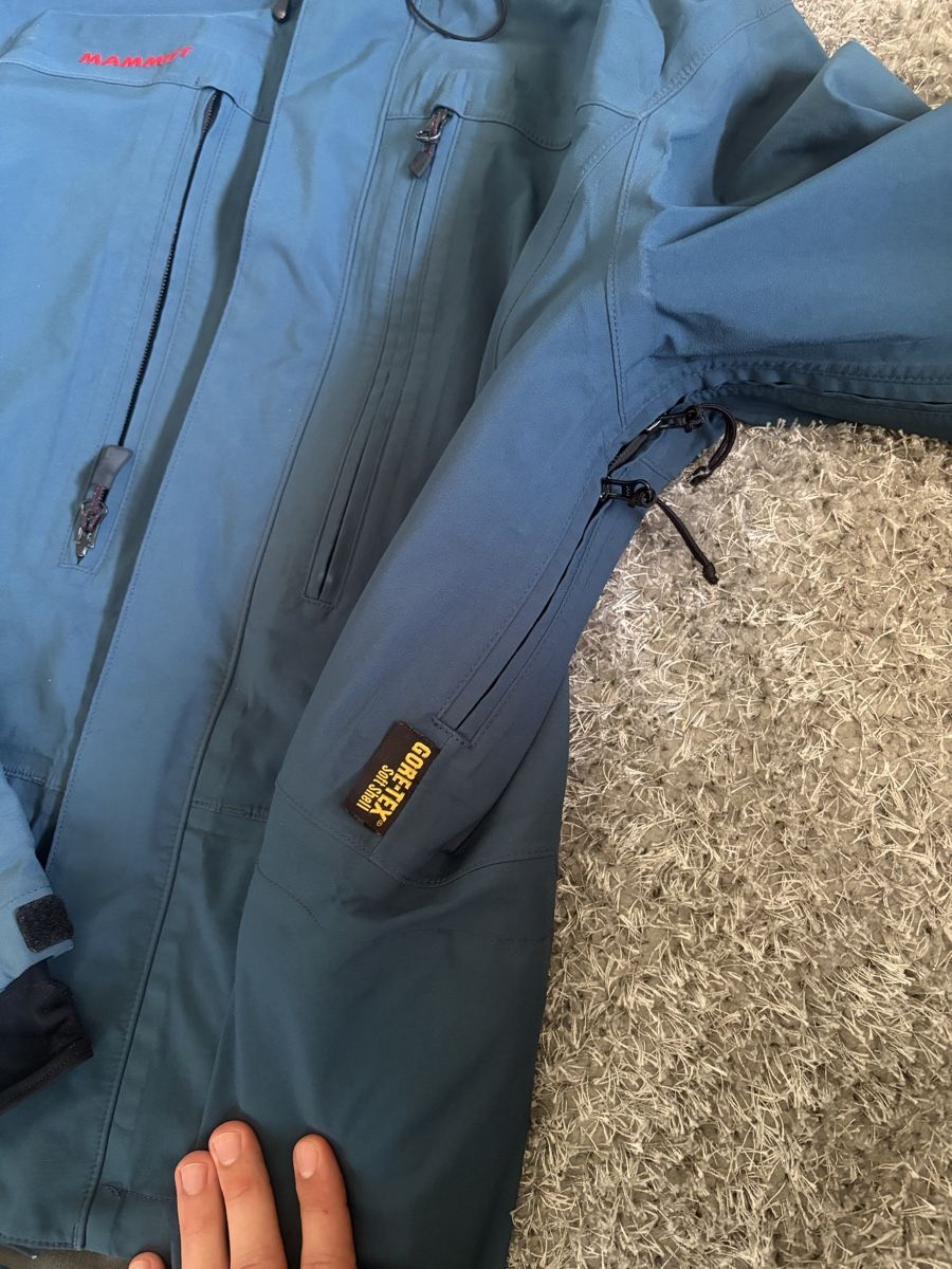 Mammut Giacche: Mammut GORE-TEX Jacket - Men's L – Difettoso da Brislach venduto da edu_t6pq 1