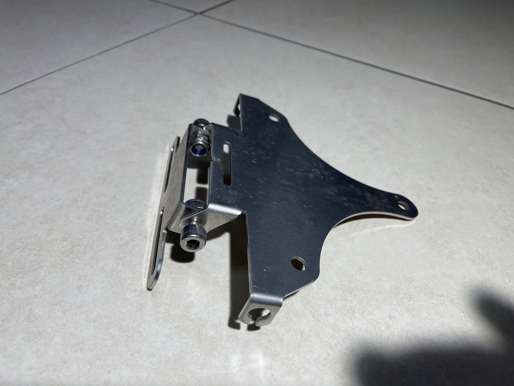 Tutti i ricambio per moto: Nummernschildhalter – Nuovo (secondo la descrizione) da Büsserach venduto da stu80 4