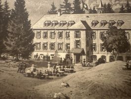 1911 Flums, Kurhaus Oberberg, mit Menschen