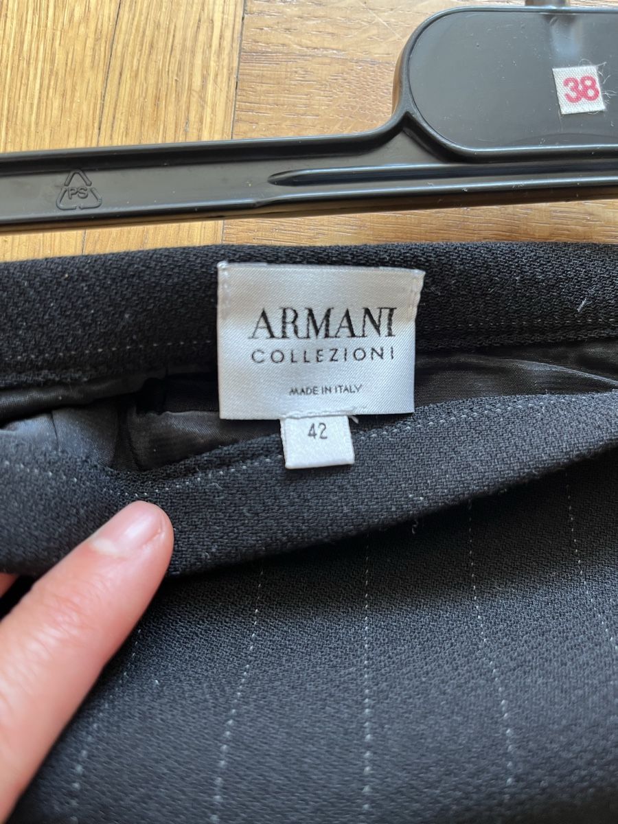 Armani Completi & Tailleur: Anzug Armani S/M – Usato da Freienbach venduto da alile 1