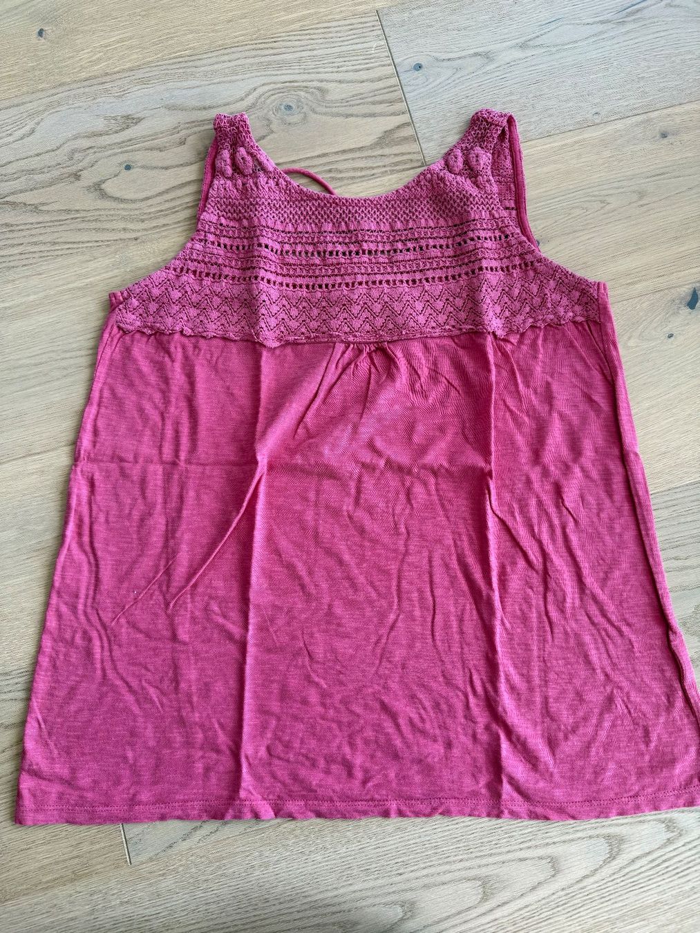 Top: Set mit 4 Trägertops – Usato da Oberdorf SO venduto da fani05 3