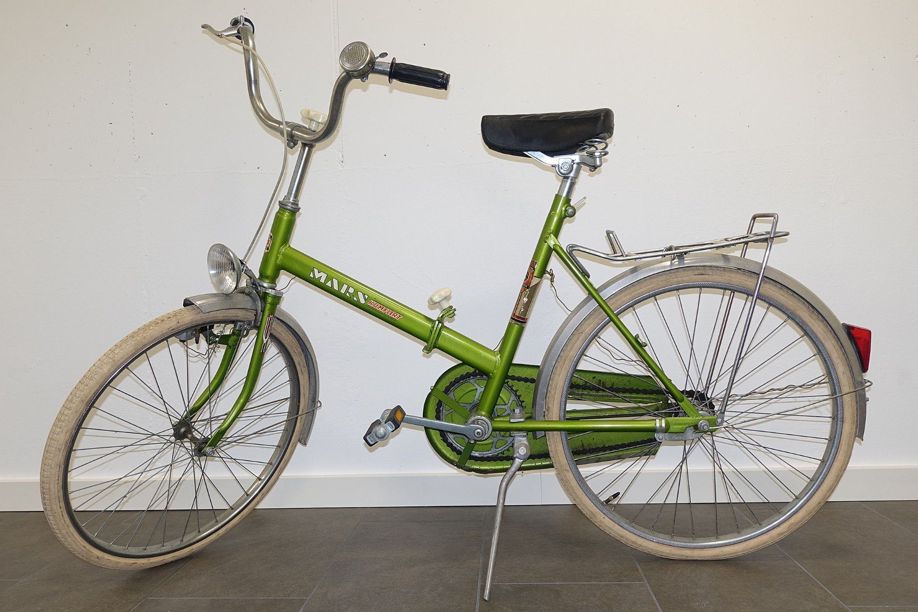 zwölfender classic mtb-/rennrad- überschuhe 💂‍♂️👨‍🔧👨‍🔧🚲🦊, #fahrradfüchse #fürstenwalde #bikemechanic Kategorie_Flipcharts mit Rollenfuß Serial #:TBB5015 - Chrome