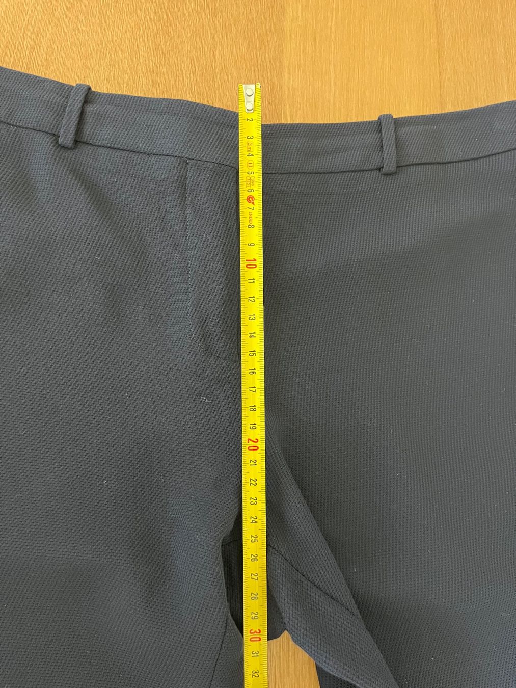 Hugo Boss Pantaloni: Hose BOSS – Usato da Roggwil BE venduto da KarotteV 6