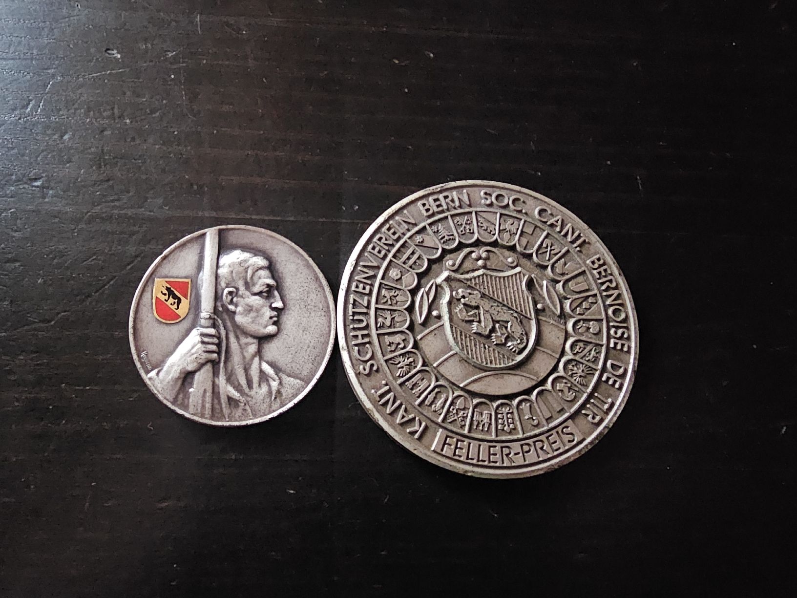 Medaillen: 2x Bern Schützenmedaille  – Gebraucht aus la neuveville von houeka