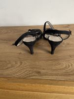 Sandales élégantes noires, parfaites pour les fêtes!