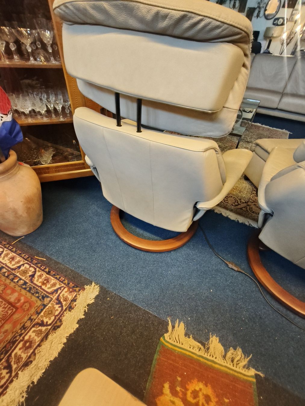 Stressless Sofas: Stressless sofa mit 2 Sessel und Hocker  – Gebraucht aus Zwingen von inf_2blh 1