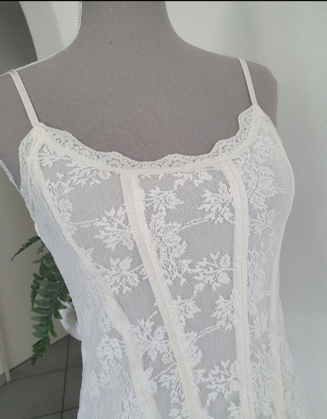 Bershka Top: Helles Spitzentop Gr S "BERSHKA" – Nuovo (secondo la descrizione) da Münsingen venduto da BlackTears-3 2