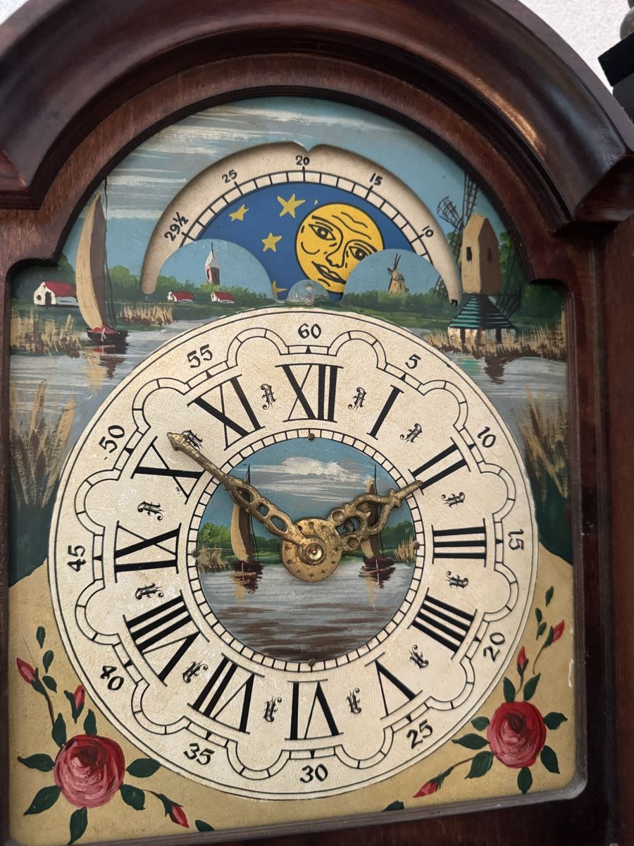 Uhren: Wanduhr mit Mondphase – Gebraucht aus St. Gallen von gul_2rj7 6