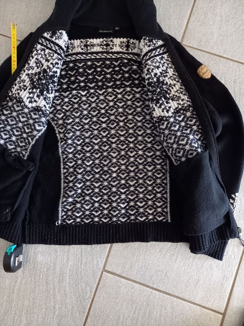 CMP Jacken: CMP Strickjacke schwarz weiss Muster Grösse S 38 – Gebraucht aus Ruschein von dom_nbr2 2