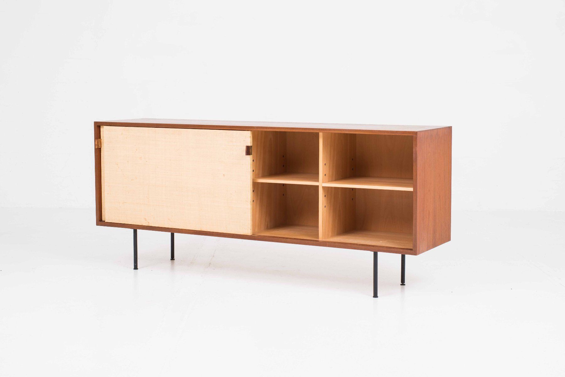 Knoll Kommoden: Knoll Sideboard mit Seegrasfronten von Florence Knoll – Gebraucht aus Zürich von STUZH38 2