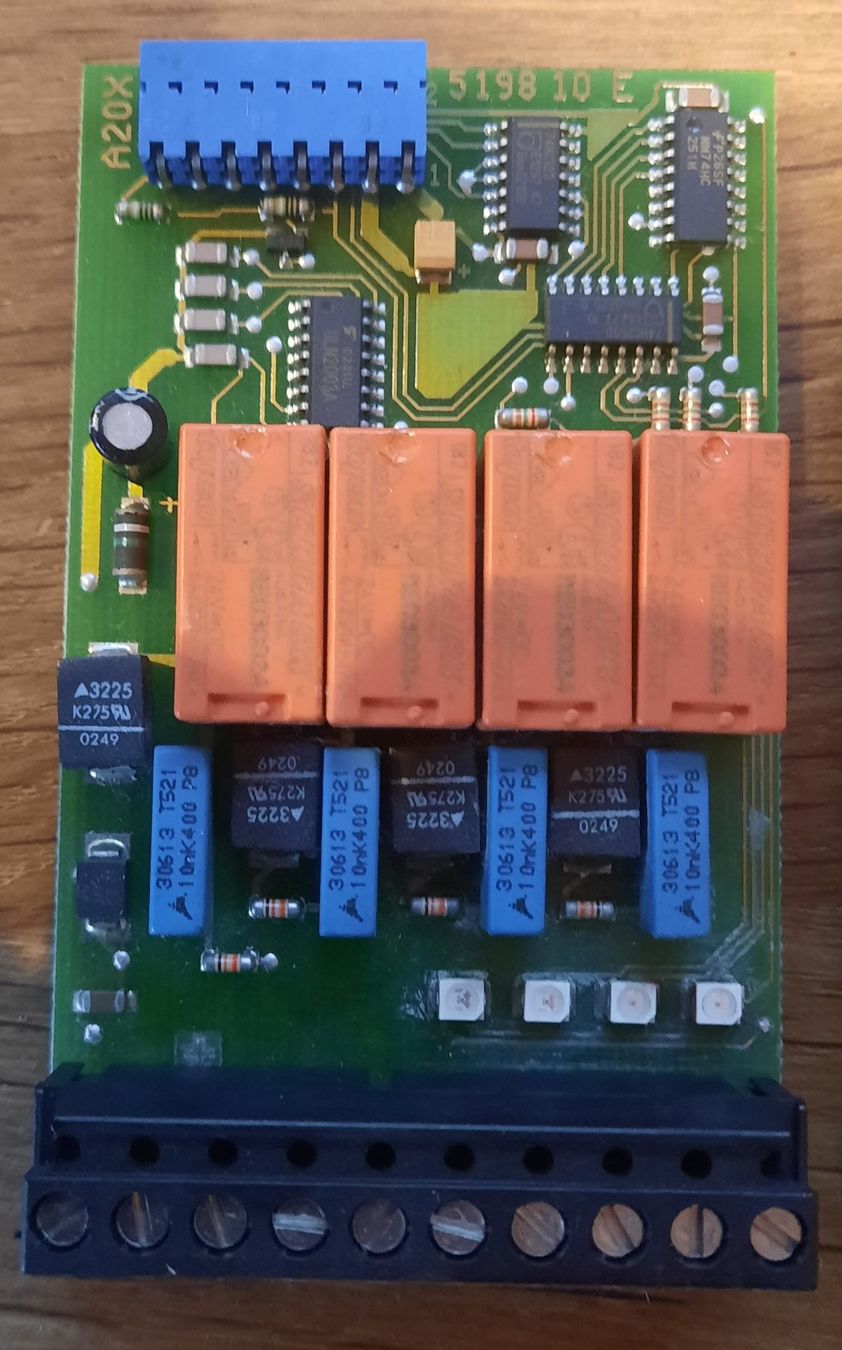 Sistema di controllo: SAIA BURGESS SPS PCD2 – Usato da Hütten venduto da joe_25 6