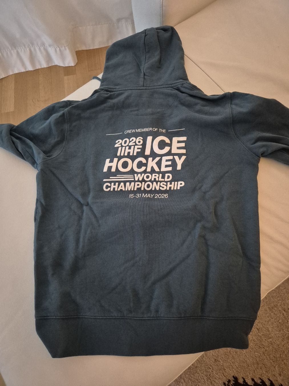 Pullover & Sweatshirts: Hoodie IIHF – Neu (gemäss Beschreibung) aus Pontresina von aschi7500