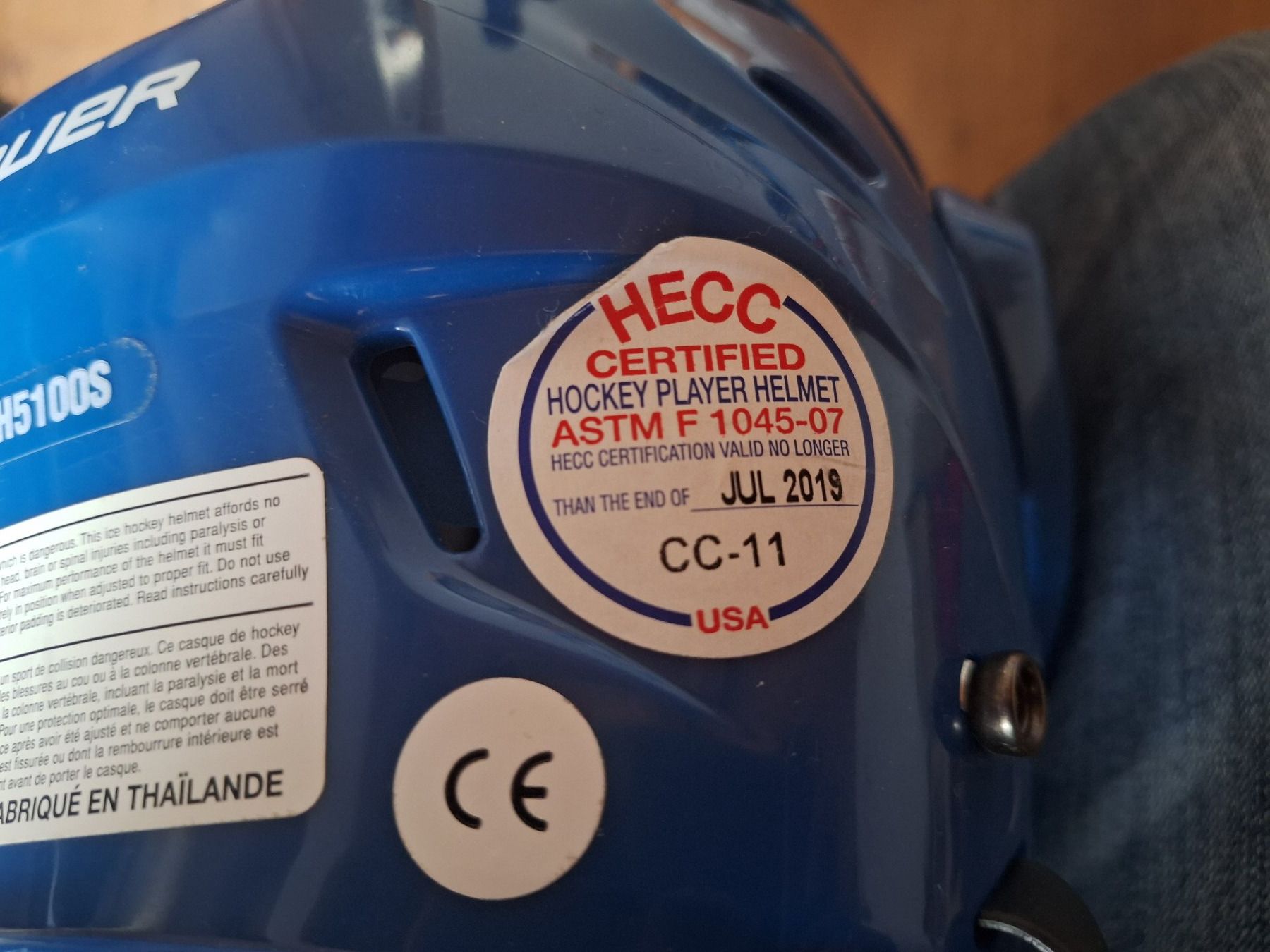 Bauer Helme: Bauer Eishockey Helm ohne Gitter – Gebraucht aus Zuoz von  2