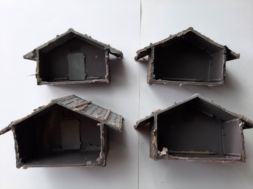 Faller Modelleisenbahnen: Faller H0/H0m 130636 2 Heustadel geteilt für Relief – Gebraucht aus Thun von Schwarzsee48 1