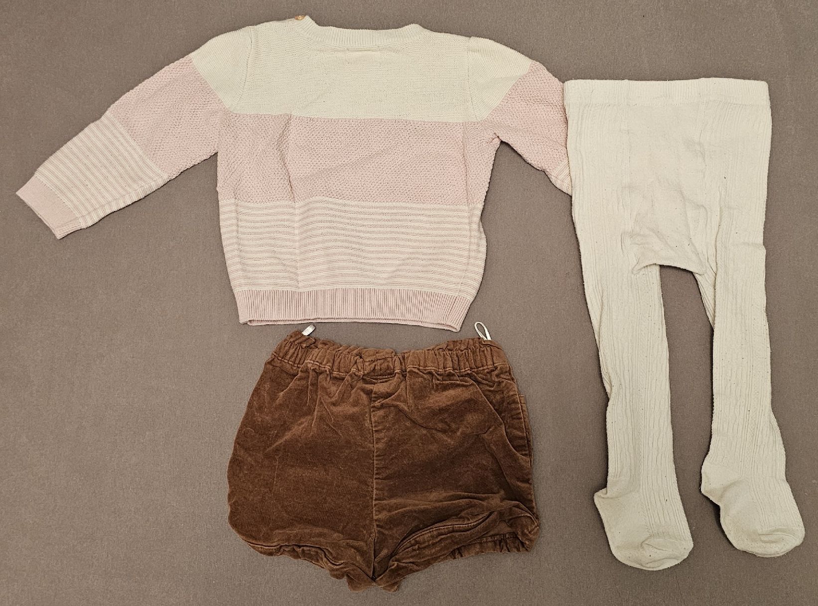 C&A Ensembles coordonnés: C&A Set Pullover, Hose & Strumpfhose, Gr.86 – D'occasion à Solothurn par jmarti01 1