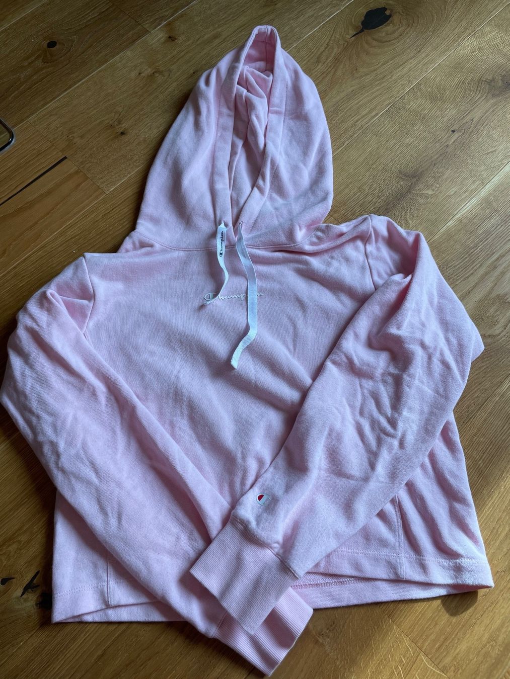 Maglioni & Felpe: Pulli cropped rosa Champion – Usato da Känerkinden venduto da higiwil