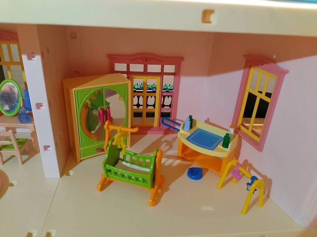 Playmobil Case e mobili per bambole: Maison traditionnelle Playmobil 5303 – Nuovo (secondo la descrizione) da Le Mont-sur-Lausanne venduto da elv_yyl8 3