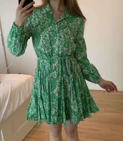 Zara grünes Blusenkleid / Grösse S
