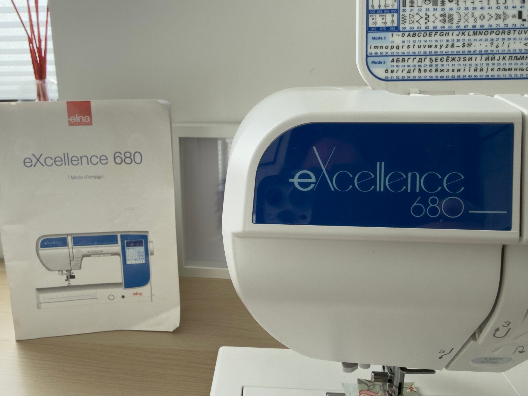 Macchine da cucire: Machine à coudre ELNA EXCELLENCE 680 – Usato da Vessy venduto da marine64 1