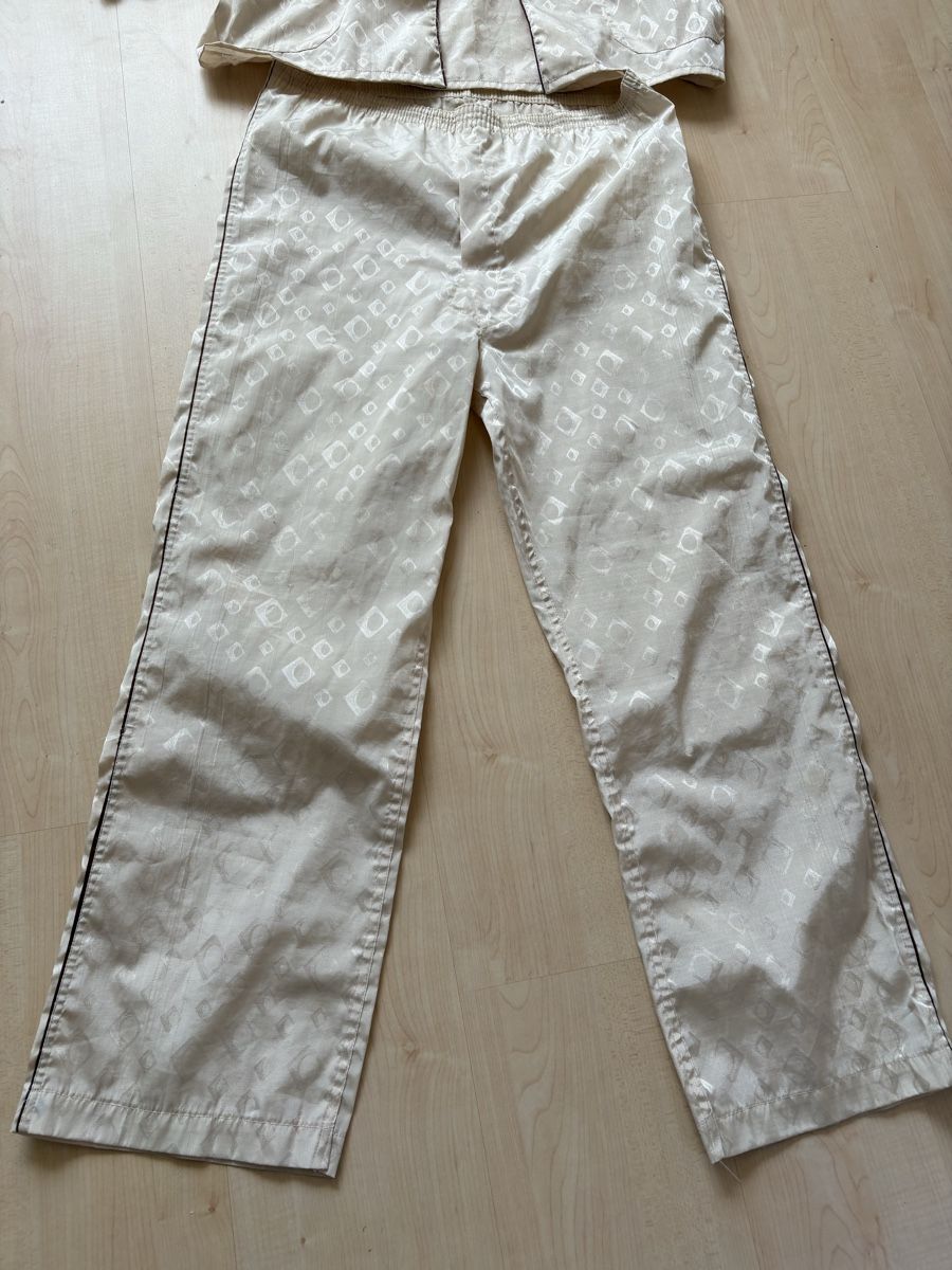 Pyjamas: Schlafanzug Beige Muster Grösse M/L – Gebraucht aus Buchrain von Sisi83 1
