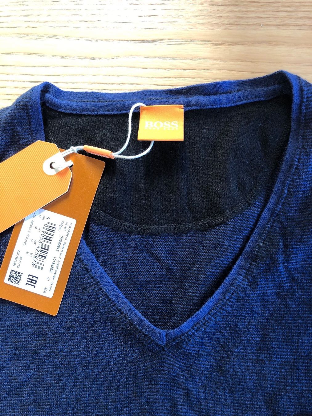 Hugo Boss Pullover & Sweatshirts: Nuovo Pull Hugo Boss Mis.M – Neu und originalverpackt aus Davesco-Soragno von dvf_7h6d 1