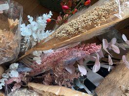 Deko-Sträusse Trockenblumen gemischt neu inkl. Pampasgras