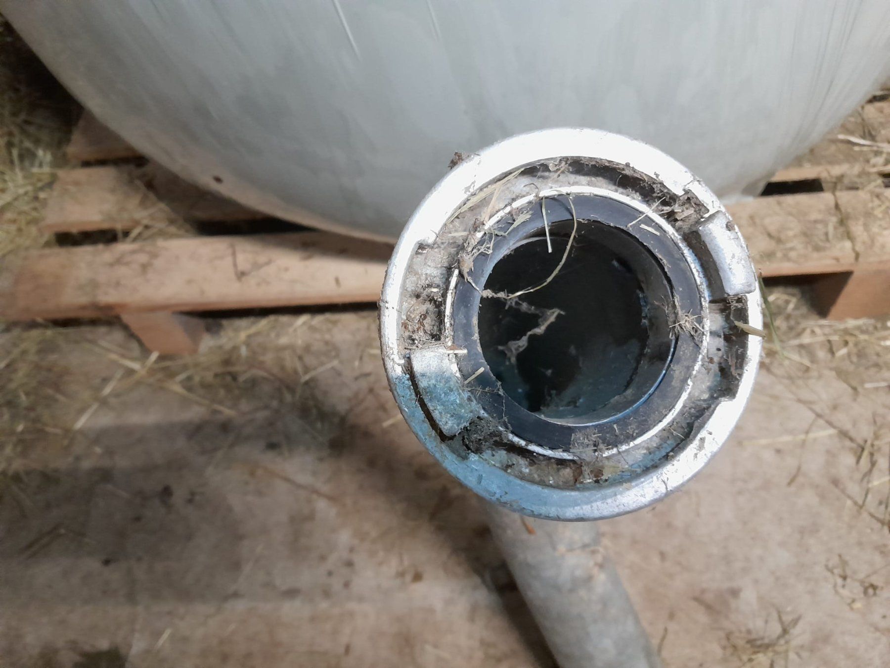 Altro per industria metallurgica: Güllenschlauch Schlepbogen – Usato da Bärau venduto da emmental10 4