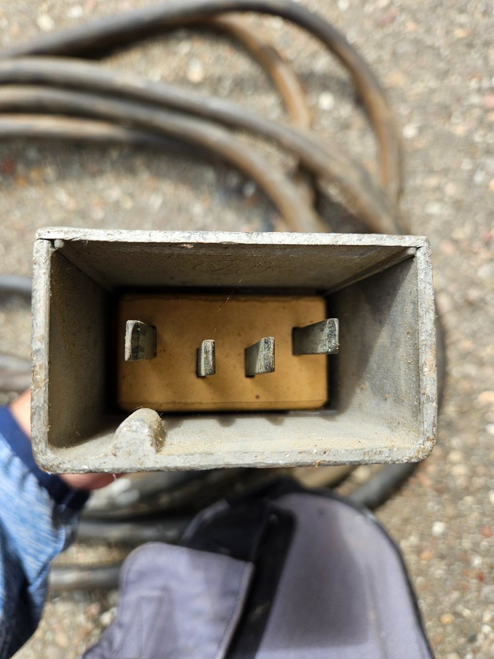 Cavi: J15 Stecker mit Kabel – Usato da Münchwilen AG venduto da pel_y9jx 1