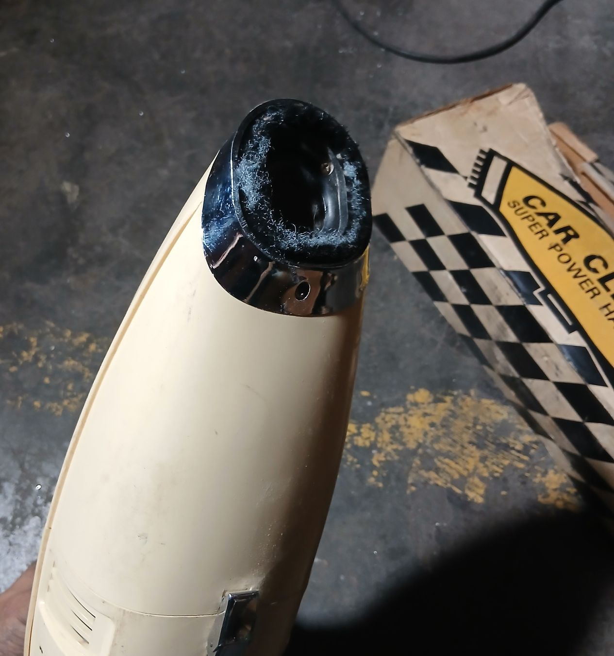 Sonstiges Fahrzeugzubehör: Car cleaner vintage – Gebraucht aus la heutte von Auto-stock 1