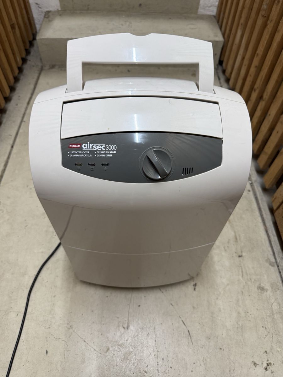Luftentfeuchter: Kruger Airsec 3000 Dehumidifier Used – Gebraucht aus Oberglatt ZH von ton_6dng