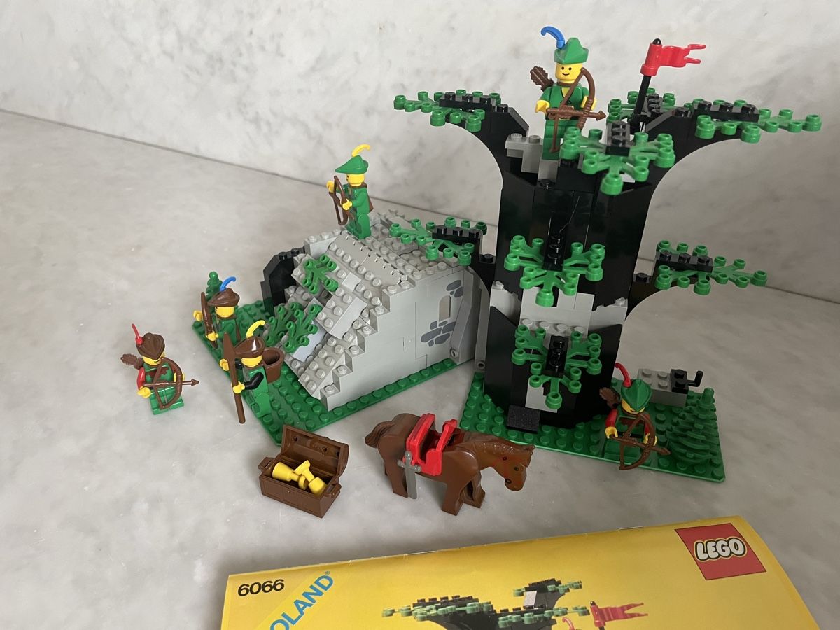 Lego Kit di costruzioni: LEGO 6066 Camouflaged Outpost – Usato da Siebnen venduto da Starlauf 2