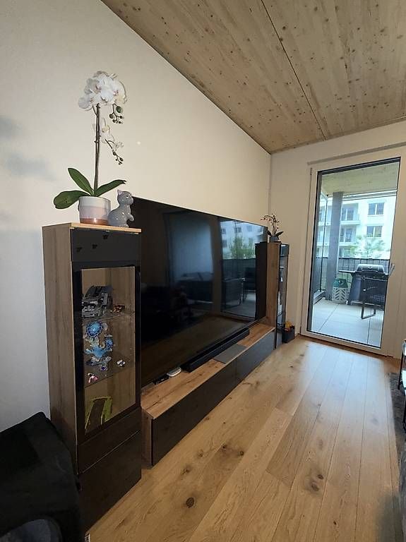 Meubles TV: Wohnwand – D'occasion à Buchs SG par chi_jzs6 2