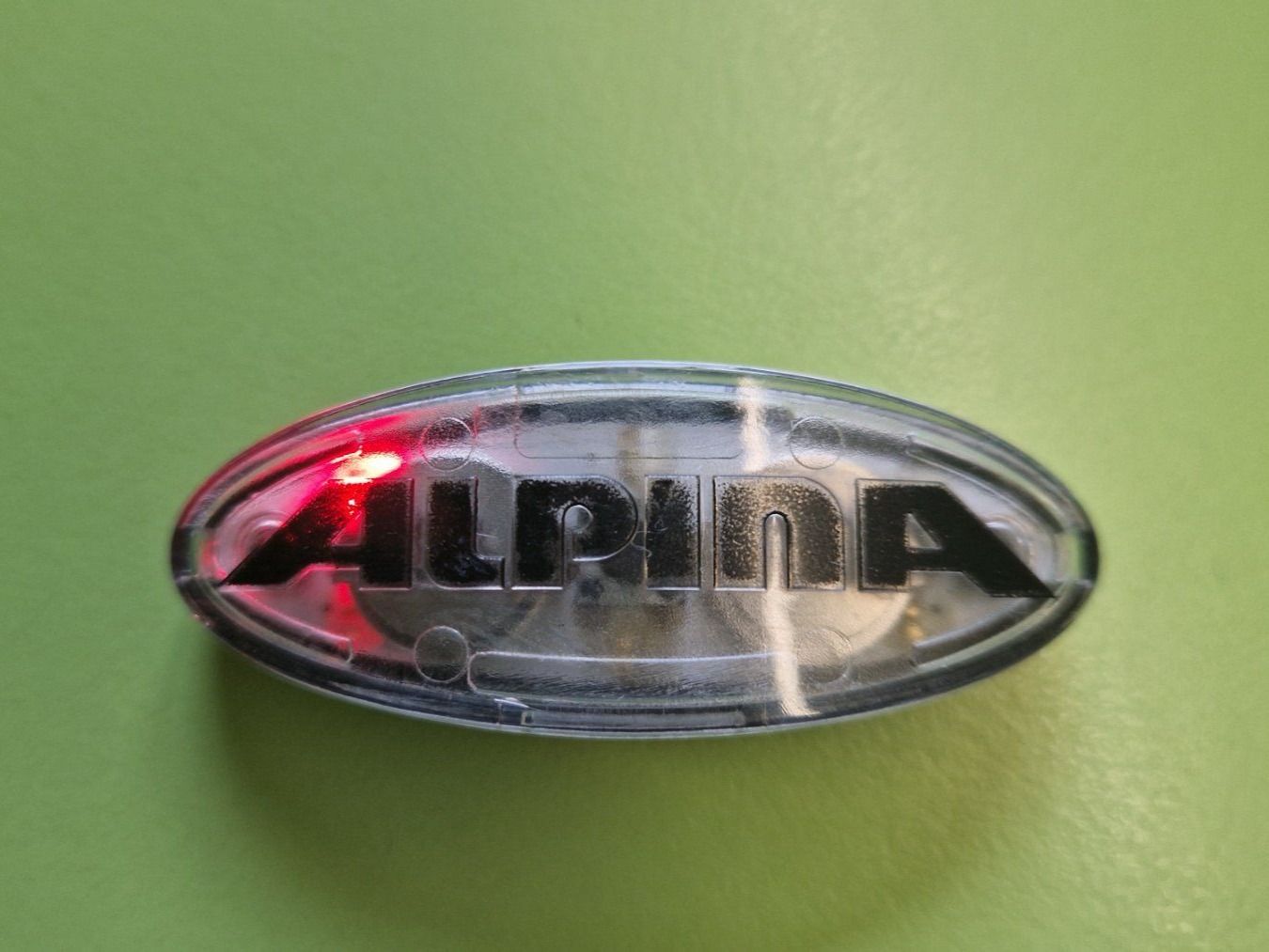 Caschi: Velohelm Licht Alpina – Nuovo (secondo la descrizione) da Erlenbach im Simmental venduto da laska31 1